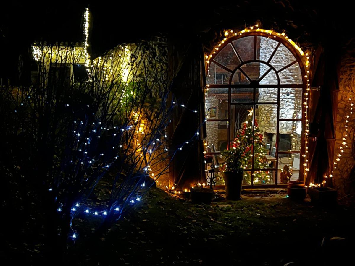 Gite Loustalneve Bourg-de-Visa Exterior foto